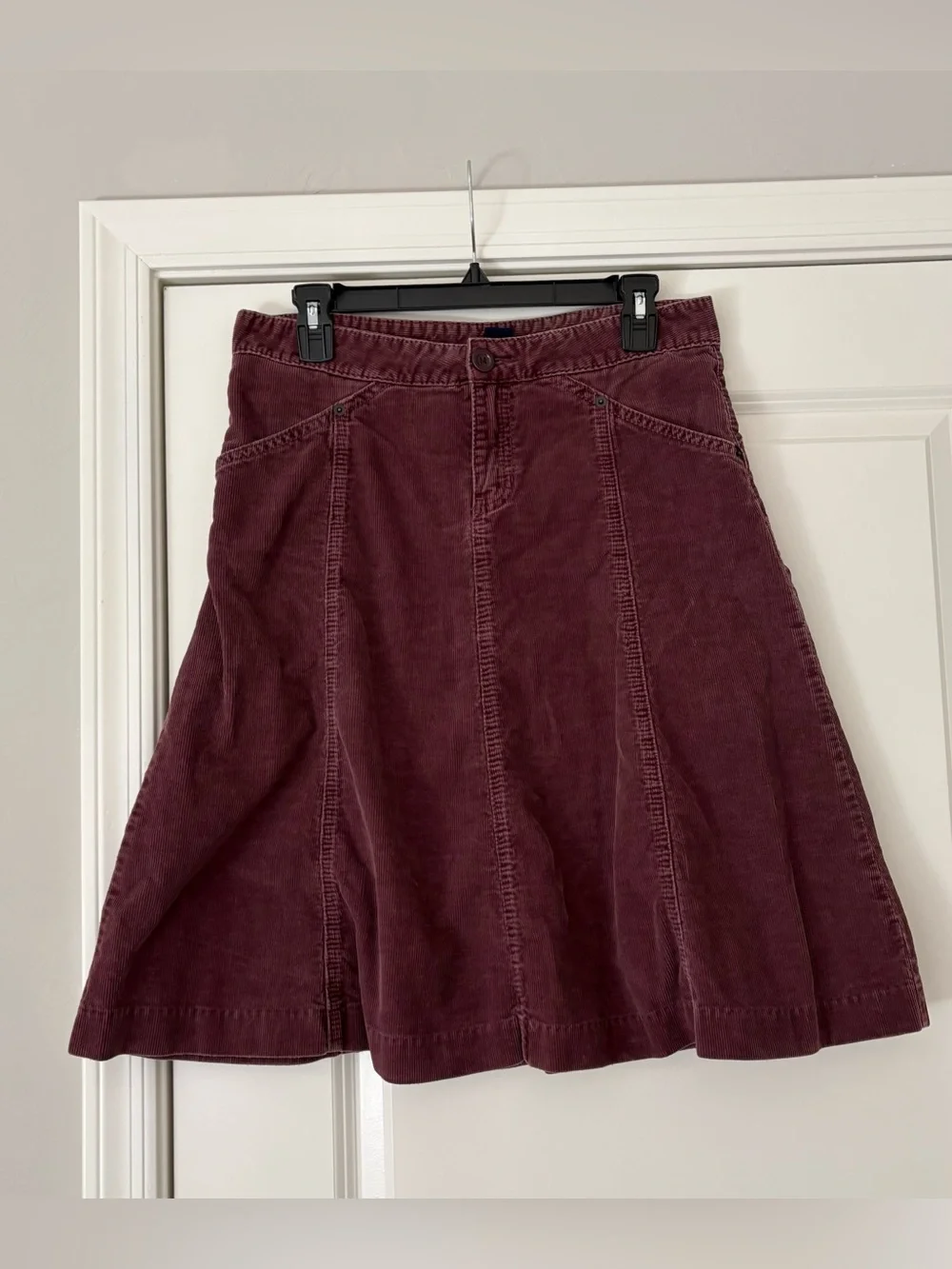 GAP Women’s Burgundy Corduroy A-Line Skirt